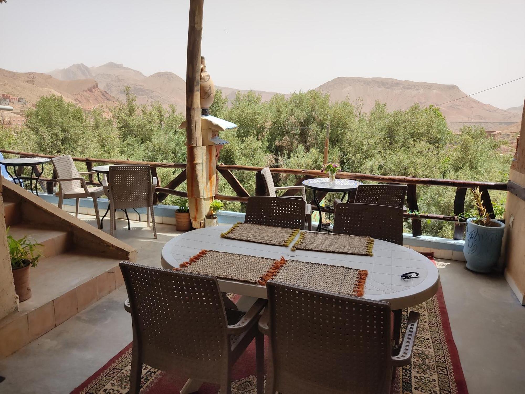 Hotel Restaurant Ait Saderat Boumalne Eksteriør bilde
